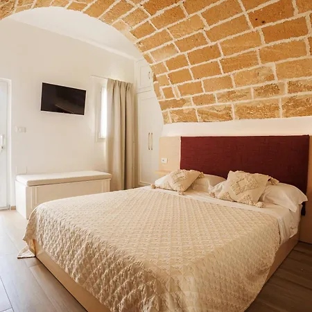 Grotta Sancta Suite&spa Галліполі