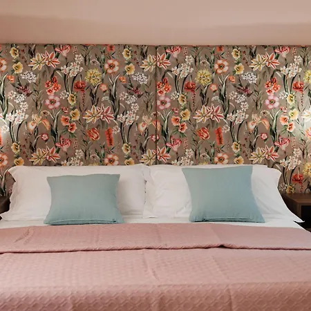Grotta Sancta Suite&spa Готель типу 