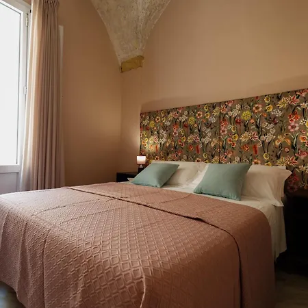 Grotta Sancta Suite&spa Готель типу 